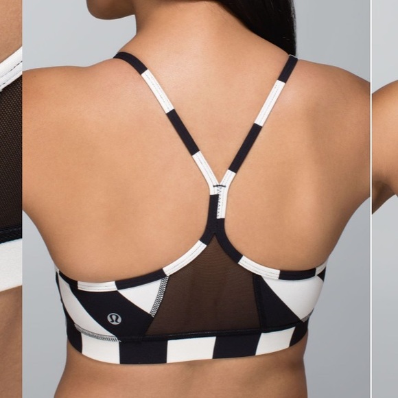 LULULEMON Black & White Horizontal Stripes Flow Y Bra size 4 - Picture 3 of 12